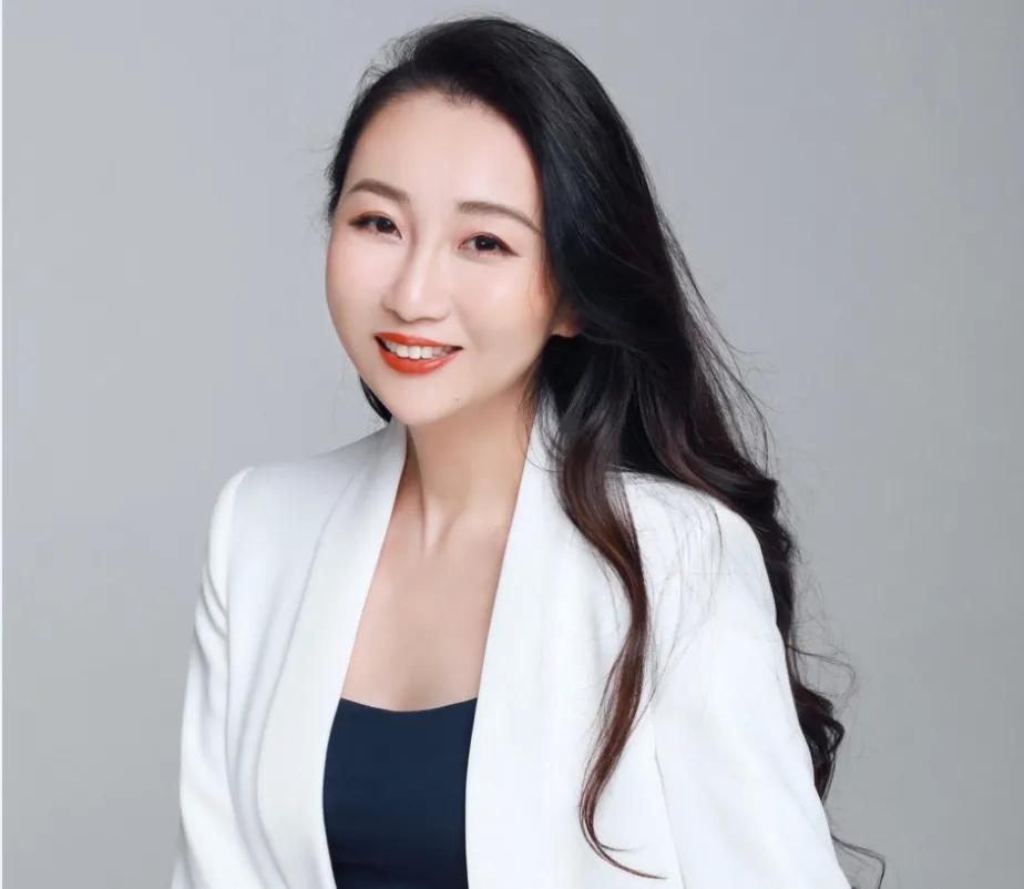 Angela Shi